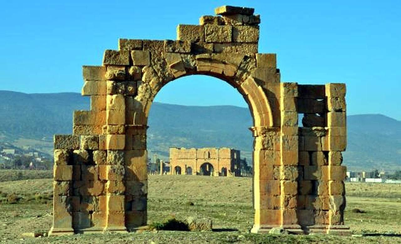 ALGERIE-RUINES ROMAINES DE LAMBESE (44).jpg